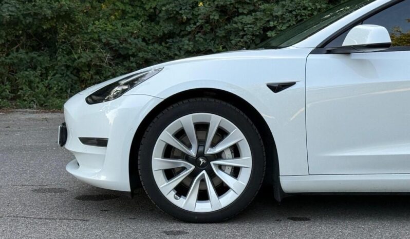Tesla Model 3 (Dual Motor) Long Range Auto 4WDE 4dr full