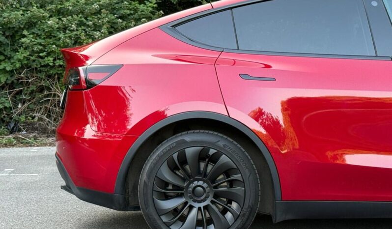 Tesla Model Y Auto RWD 5dr full