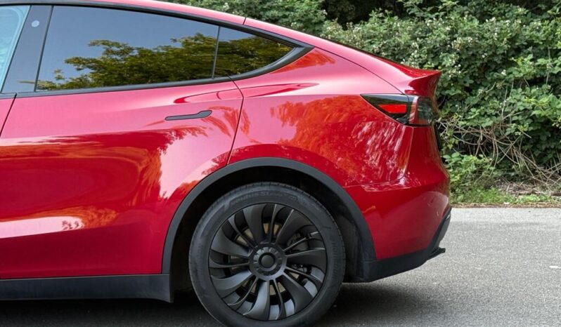 Tesla Model Y Auto RWD 5dr full