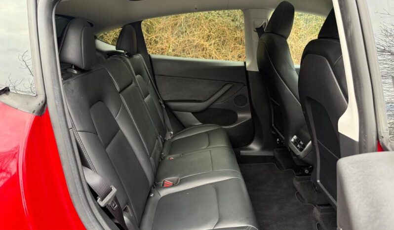 Tesla Model Y (Dual Motor) Long Range full