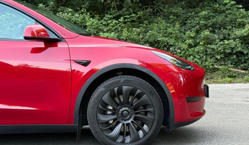 Tesla Model Y Auto RWD 5dr full