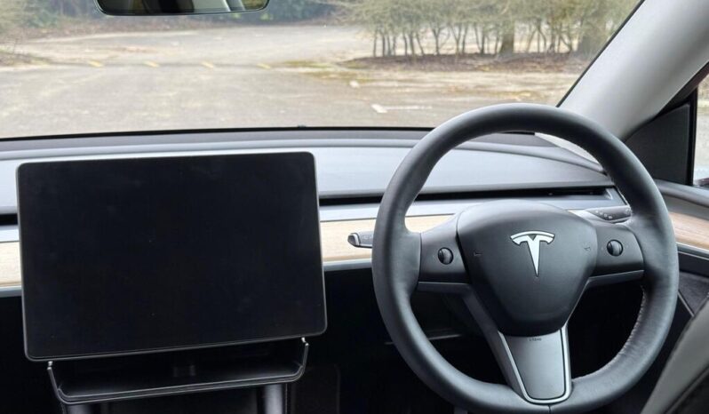 Tesla Model Y (Dual Motor) Long Range full