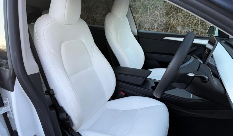 Tesla Model Y (Dual Motor) Long Range Auto 4WDE 5dr full