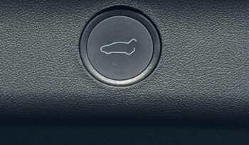 Tesla Model Y (Dual Motor) Long Range Auto 4WDE full