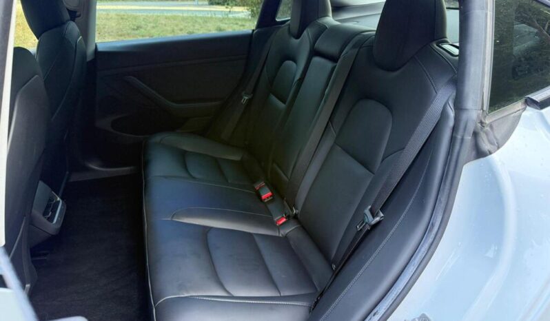 Tesla Model 3 Auto RWD 4dr full
