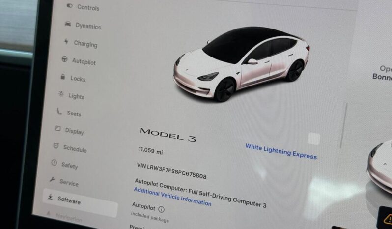 Tesla Model 3 Auto RWD 4dr full