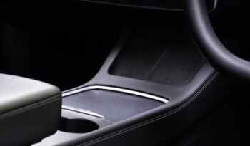 Tesla Model Y (Dual Motor) Long Range Auto 4WDE full