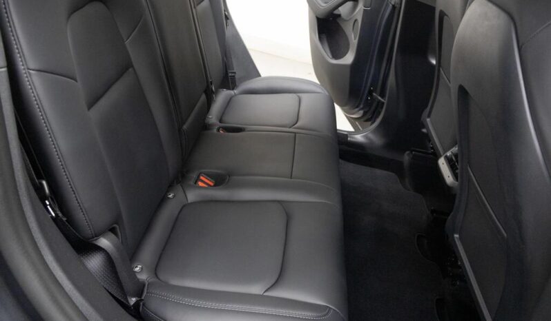 Tesla Model Y (Dual Motor) Long Range Auto 4WDE full