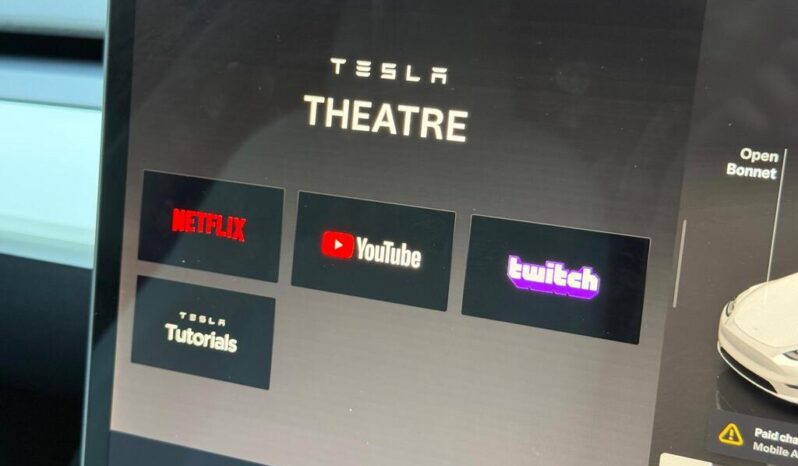 Tesla Model Y (Dual Motor) Long Range full