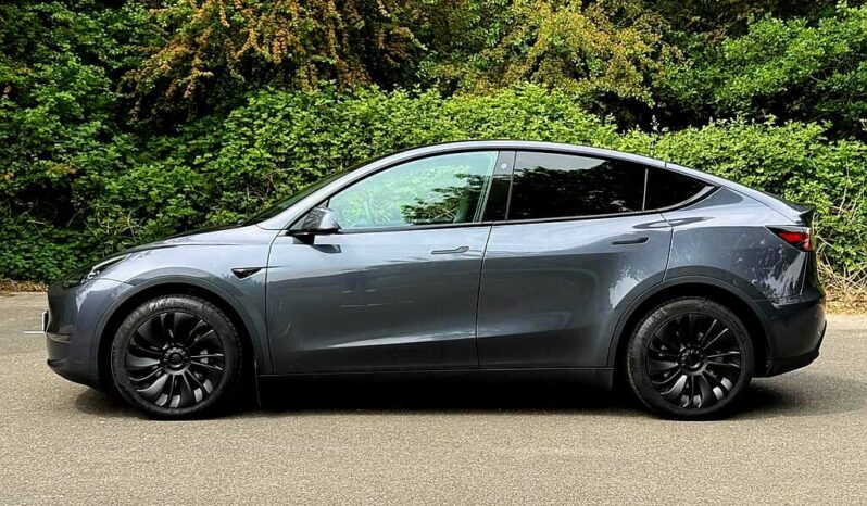Tesla Model Y (Dual Motor) Long Range Auto 4WDE full