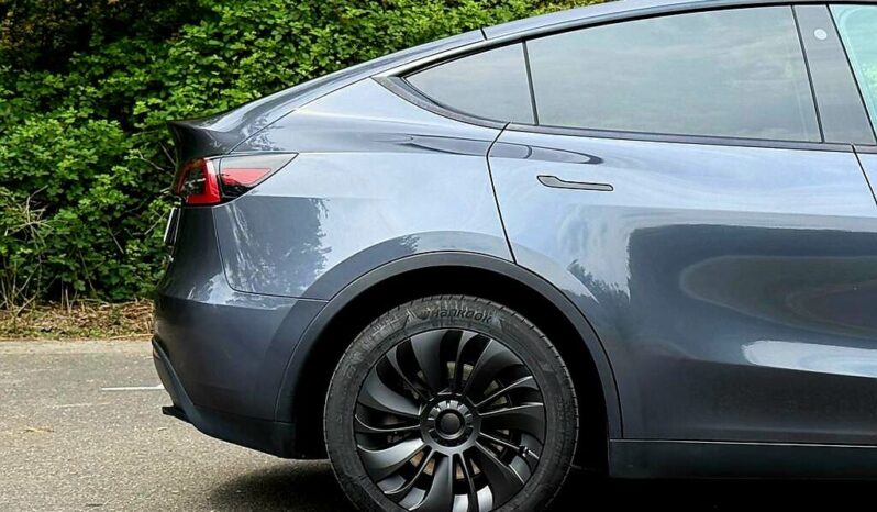 Tesla Model Y (Dual Motor) Long Range Auto 4WDE full