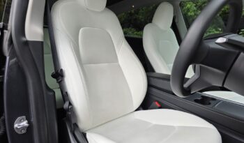 Tesla Model Y (Dual Motor) Long Range Auto 4WDE full