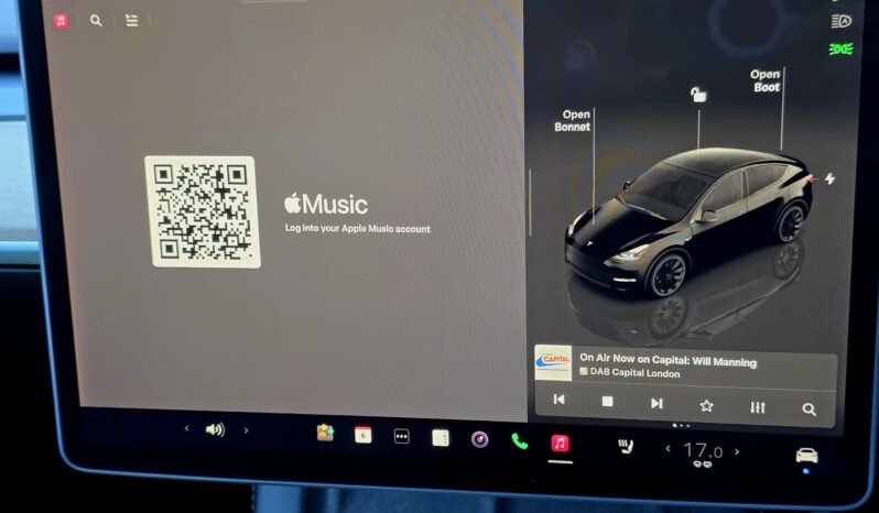 Tesla Model Y (Dual Motor) Long Range SUV 5dr Electric Auto 4WDE full