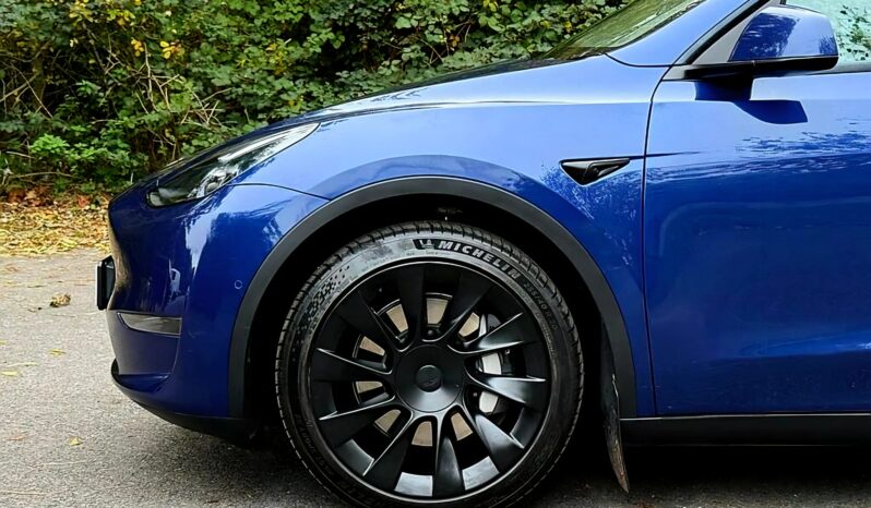 Tesla Model Y (Dual Motor) Long Range Auto 4WDE full