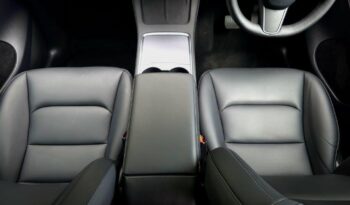 Tesla Model Y Auto RWD 5dr full