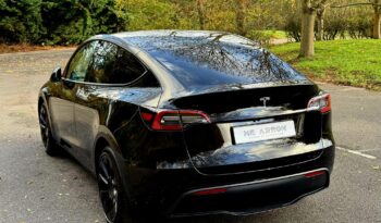 Tesla Model Y Auto RWD 5dr full