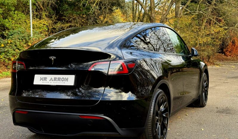 Tesla Model Y Auto RWD 5dr full