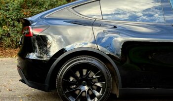 Tesla Model Y Auto RWD 5dr full