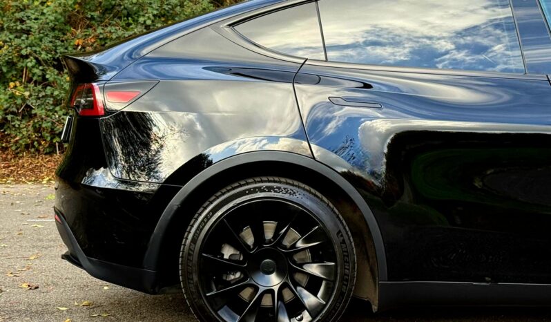 Tesla Model Y Auto RWD 5dr full