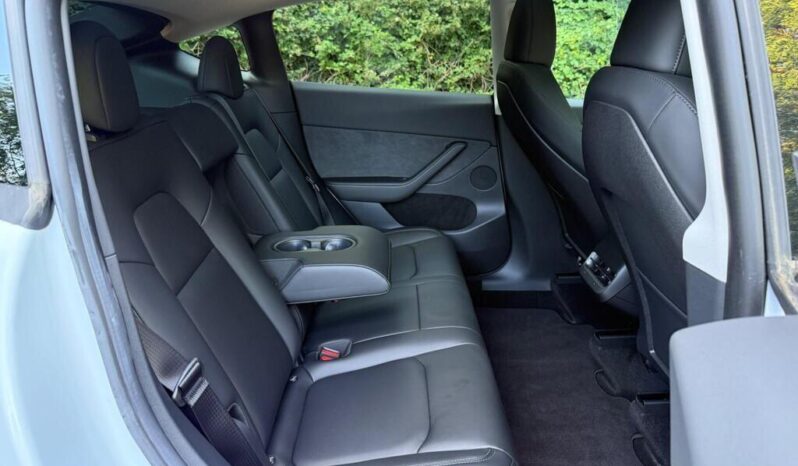 2025 Tesla Model Y Long Range Auto RWD 5dr full