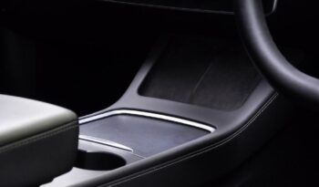 2024 Tesla Model Y Auto RWD 5dr full