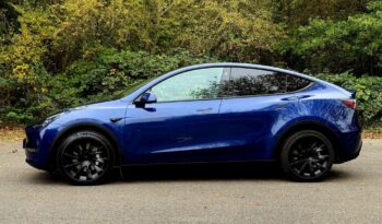 2024 Tesla Model Y Auto RWD 5dr full