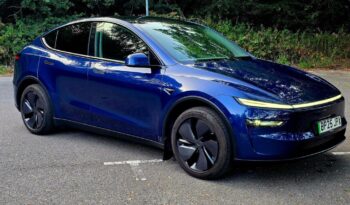 Tesla Model Y 84.7kWh Long Range Auto RWD full