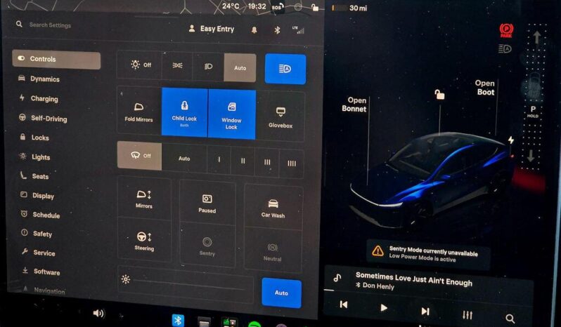 Tesla Model Y 84.7kWh Long Range Auto RWD full