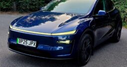 Tesla Model Y 84.7kWh Long Range Auto RWD