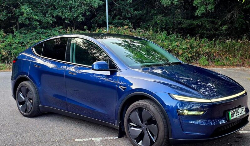 Tesla Model Y 84.7kWh Long Range Auto RWD full