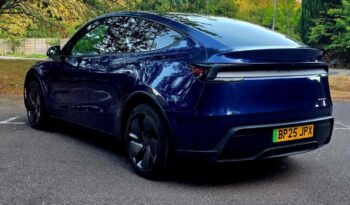Tesla Model Y 84.7kWh Long Range Auto RWD full