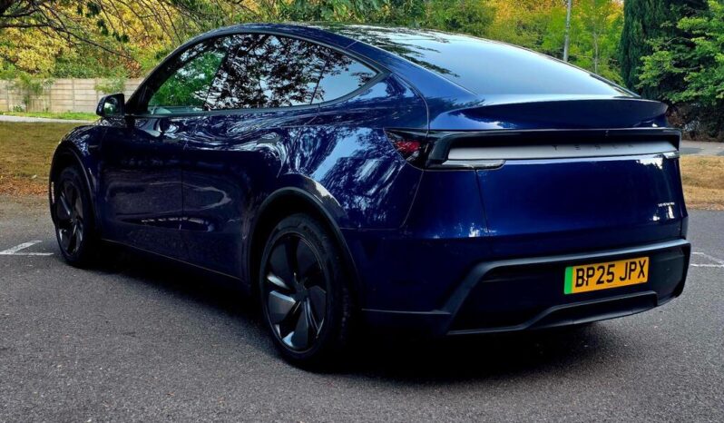 Tesla Model Y 84.7kWh Long Range Auto RWD full