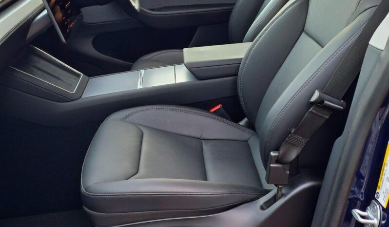 Tesla Model Y 84.7kWh Long Range Auto RWD full