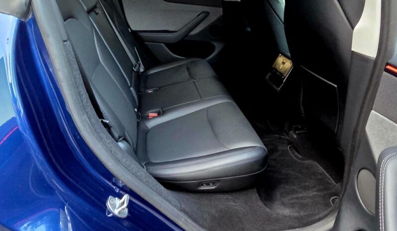 Tesla Model Y 84.7kWh Long Range Auto RWD full