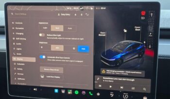 Tesla Model Y 84.7kWh Long Range Auto RWD full