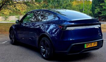 Tesla Model Y 84.7kWh Long Range Auto RWD full
