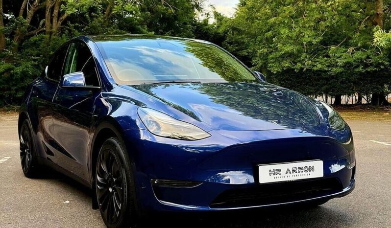 esla Model Y (Dual Motor) Long Range Auto 4WDE —-CAR REG NUMBER  LD24 UNV— full
