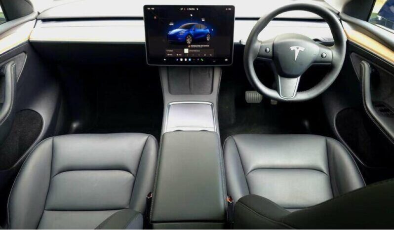 esla Model Y (Dual Motor) Long Range Auto 4WDE —-CAR REG NUMBER  LD24 UNV— full