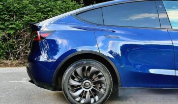 esla Model Y (Dual Motor) Long Range Auto 4WDE —-CAR REG NUMBER  LD24 UNV— full