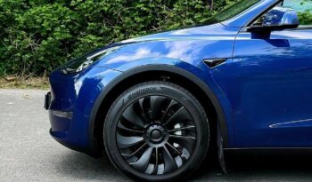 esla Model Y (Dual Motor) Long Range Auto 4WDE —-CAR REG NUMBER  LD24 UNV— full