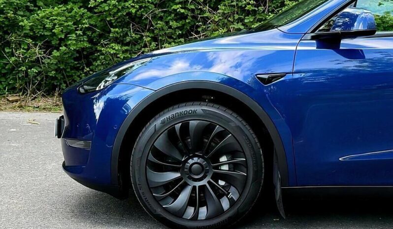 esla Model Y (Dual Motor) Long Range Auto 4WDE —-CAR REG NUMBER  LD24 UNV— full
