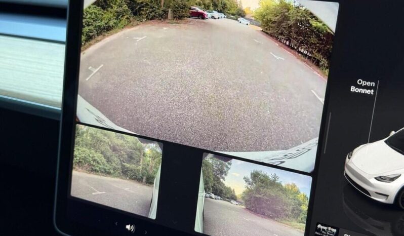 esla Model Y (Dual Motor) Long Range Auto 4WDE —-CAR REG NUMBER  LD24 UNV— full