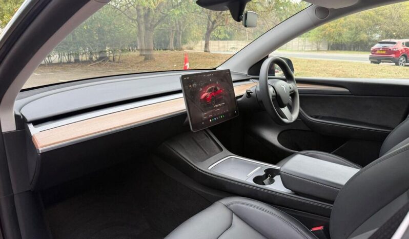 Tesla Model Y (Dual Motor) Long Range Auto 4WDE—-HW4— full