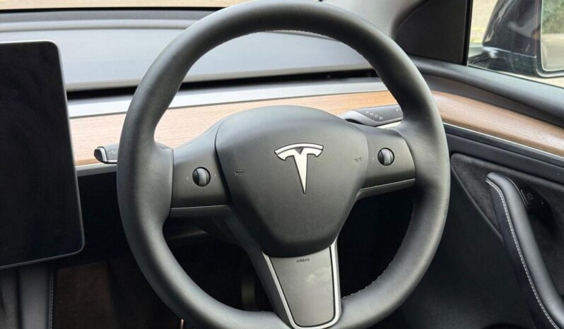 Tesla Model Y (Dual Motor) Long Range Auto 4WDE—-HW4— full